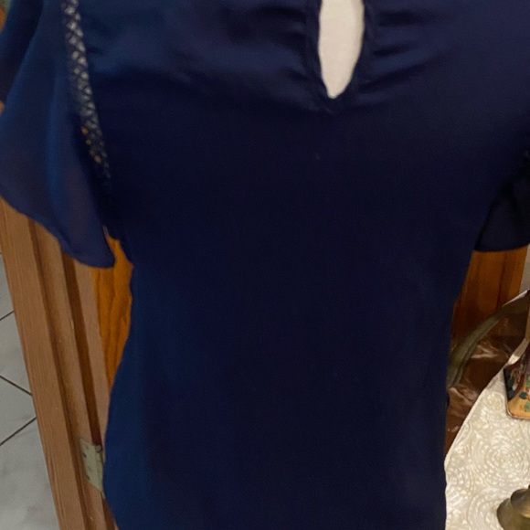 Navy blue blouse with ruffle sleeves by Haute Monde size Small - Picture 4 of 7